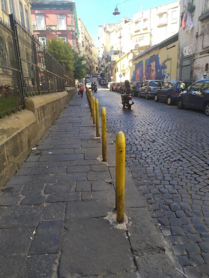 Napul'E Acomodação com café da manhã Nápoles Exterior foto